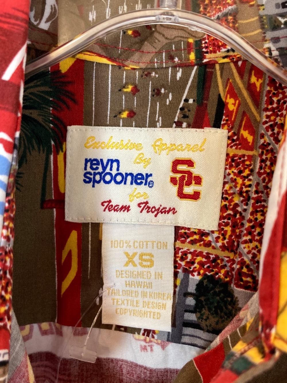 Reyn Spooner Team Trojan USC Trojans Button Down Shirt Red Stadium Images Sz XS - Picture 3 of 13